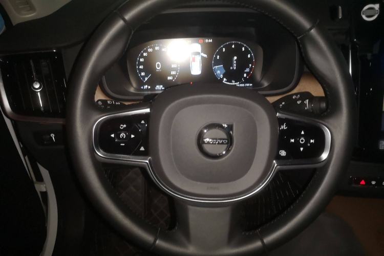 Used Volvo S90 2020 T5 Zhiyi Luxury Edition
