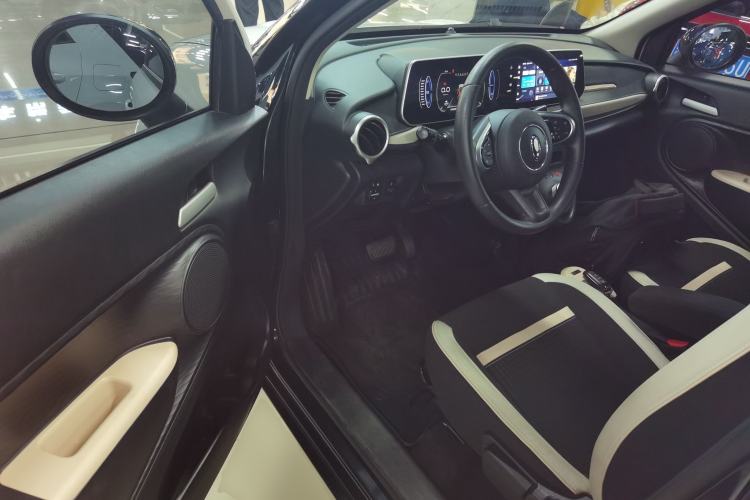 Used ORA Black Cat 2022 351 km Comfort Version Ternary Lithium