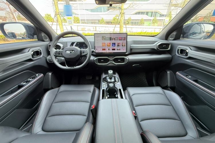 Used Geely Auto Cowboy 2025 1.5TD Trendy Play Edition
