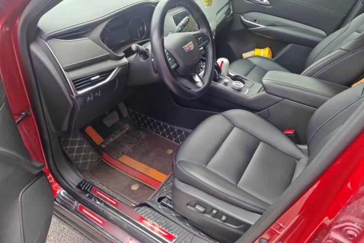 Used Cadillac XT4 2021 28T Two-Wheel Drive Leading Version