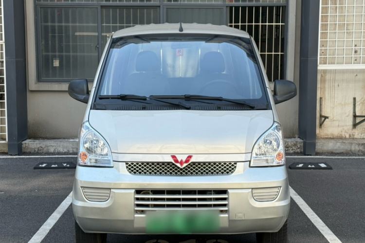 Used Wuling Rongguang EV 2020 Window-Sealed Basic Version 5 Seats 300 KM