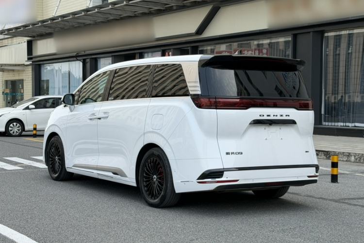 Used Denza D9 2022 DM-i 970 Four-Wheel Drive Flagship Model