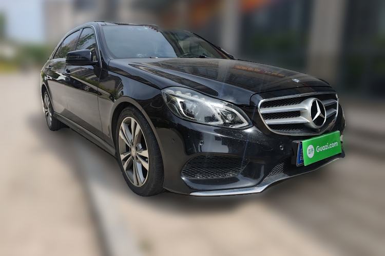 Used Mercedes-Benz E-Class 2015 E 260 L Sport & Fashion Model
