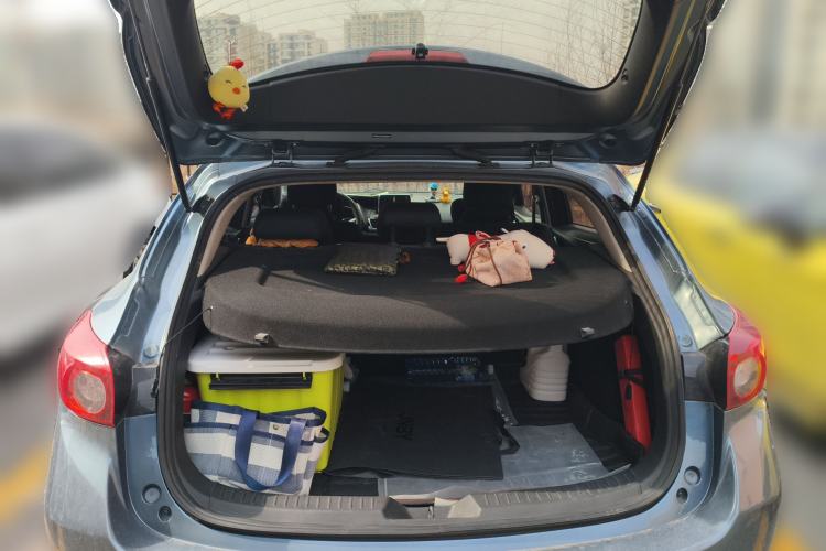 Used Mazda 3 Axela 2016 Hatchback 1.5L Automatic Luxury Model
