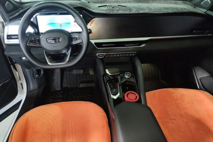 Used Geely Auto Monjaro L 2024 2.0TD High-Power Automatic Two-Wheel Drive Skyline Edition