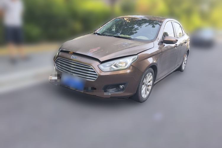 Used Ford Escort 2015 1.5L Automatic Fashion Model