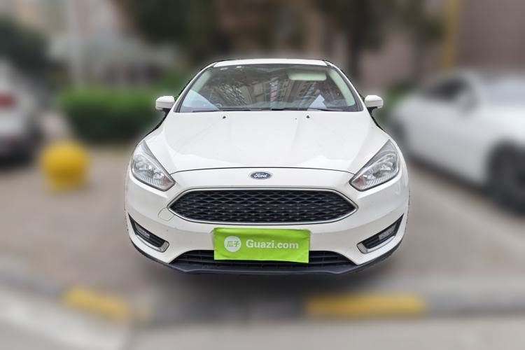 Used Ford Focus 2015 Hatchback 1.6L Automatic Fashion Edition
