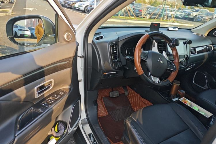 Used Mitsubishi Outlander 2018 2.4L 4x4 Elite Edition 5 Seats