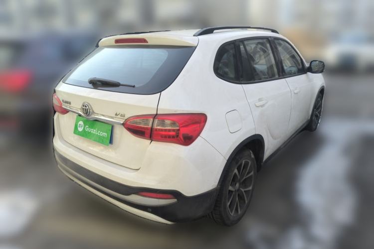 Used Brilliance V5 2014 1.6L Manual Comfort Model
