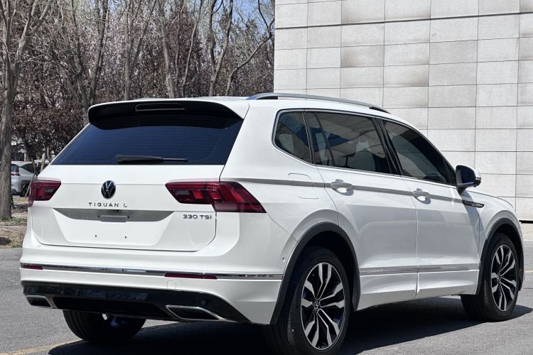 Used Volkswagen Tiguan L 2021 330TSI Automatic Two-Wheel Drive R-Line Enhanced Edition Exterior 4
