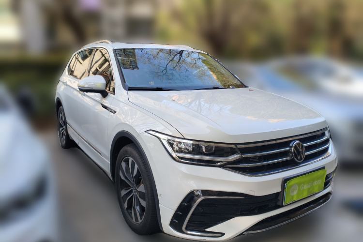 Used Volkswagen Tiguan L 2024 330TSI Automatic Two-Wheel Drive R-Line Enhanced Edition
