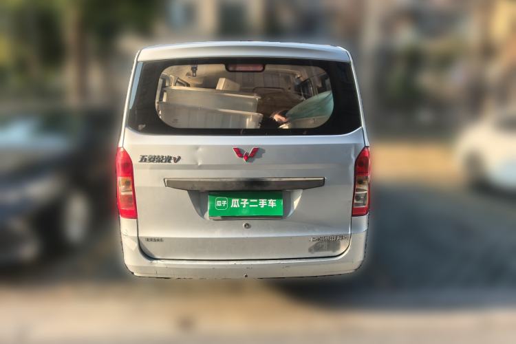 Used Wuling Rongguang V 2016 1.5L Practical Version Non-Power-Assisted

