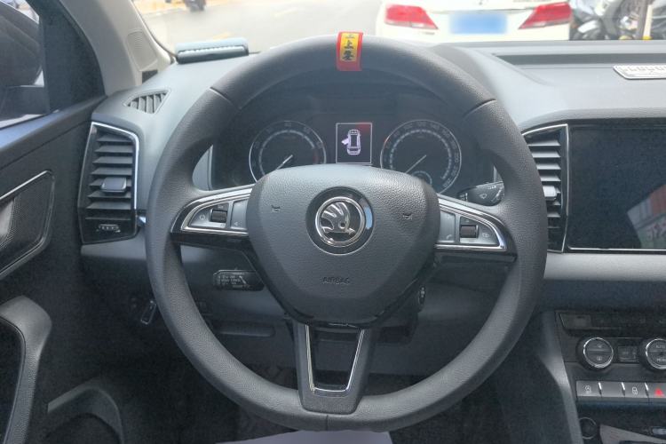 Used Skoda Karoq 2019 TSI280 SmartDrive Luxury Edition China VI standard Steering Wheel