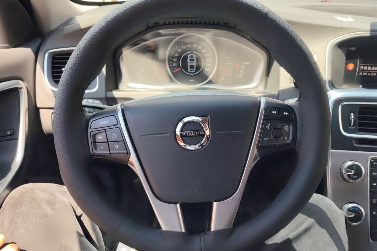 Used Volvo S60 2018 S60L T3 Smart Progress Edition
