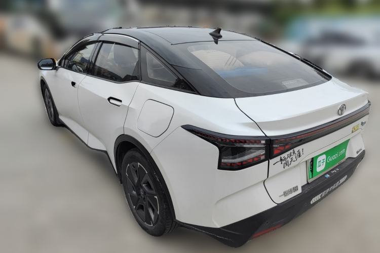 Used Toyota bZ3 2024 517 km Elite PRO