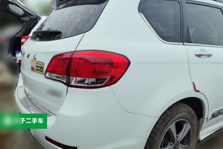 Used Haval H6 2014 Upgraded Model 1.5T Manual Two-Wheel Drive Elite Version
