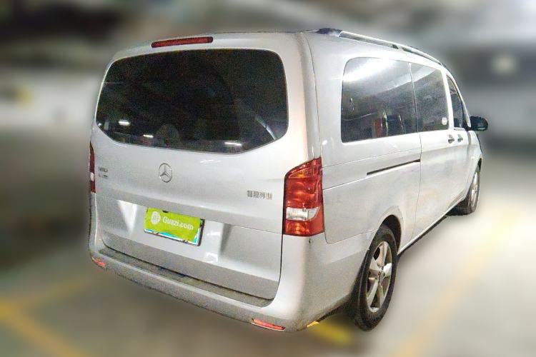 Used Mercedes-Benz Vito 2018 2.0T Elite Version 7 Seats China VI Emission Standard
