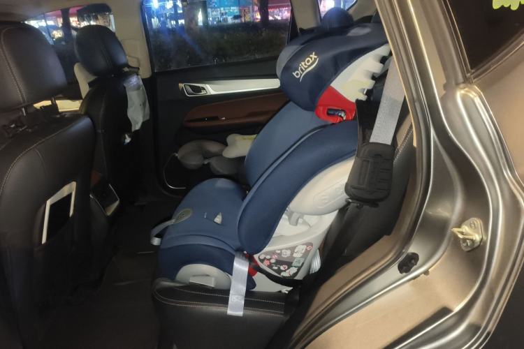 Used Geely Auto Vision X6 2018 1.4T CVT 4G Connected Flagship Edition
