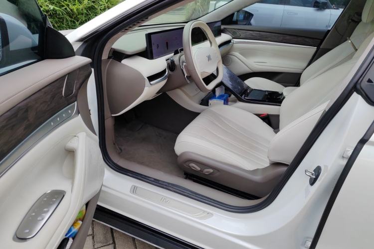 Used IM L7 2022 Dynamic Model