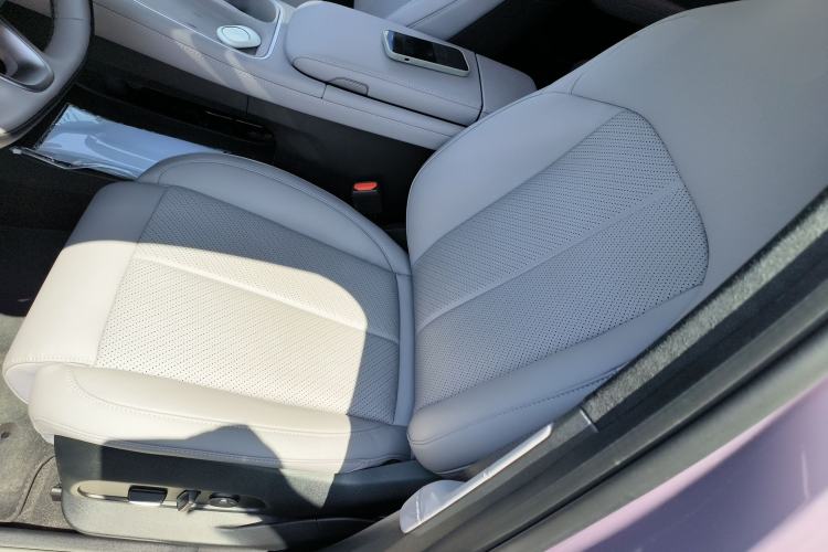 Used Nio EC6 2024 75 kWh
