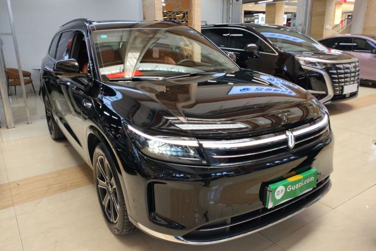 Used Hima AITO M7 2024 1.5T Intelligent Driving 4WD Pro Edition 5 Seats Front Right 45 Deg