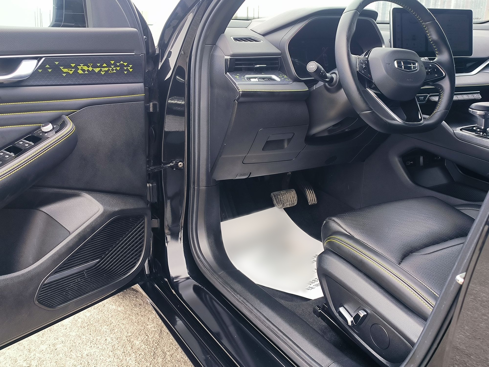 Geely Auto Preface 2023 1.5TD Fuyao Version — снимка 17