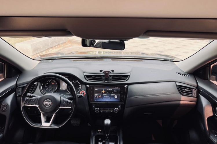 Used Nissan X-Trail 2019 2.0L CVT Smart Connect Comfort Edition 2WD