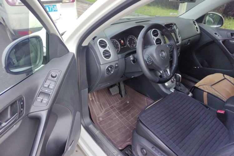 Used Volkswagen Tiguan 2015 2.0 TSI Automatic All-Wheel Drive Flagship Edition