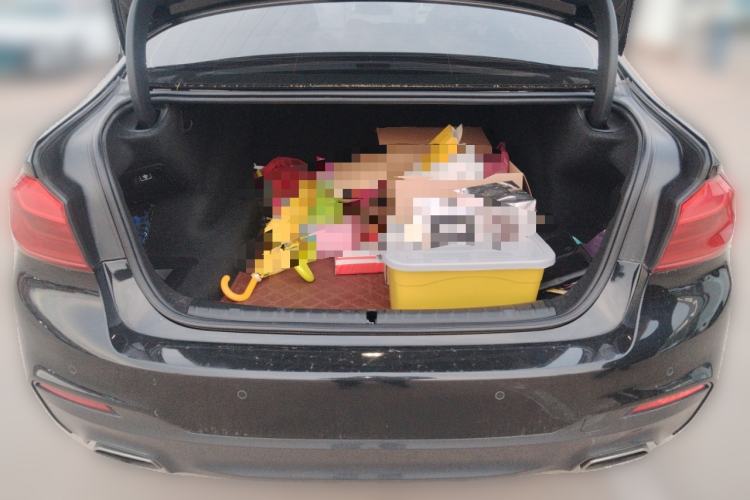 Used BMW 5 Series 2018 525Li M Sport Package Trunk