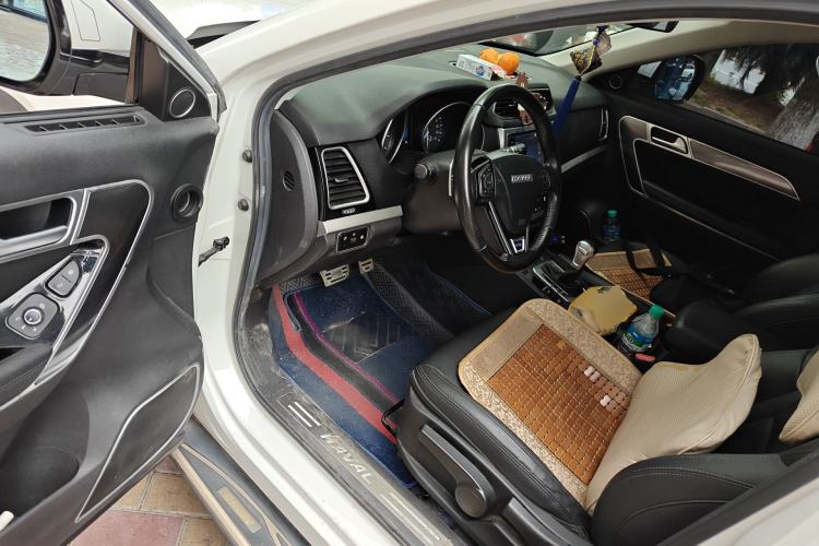 Used Haval H6 Coupe 2016 Blue Label 1.5T Automatic Two-Wheel Drive Urban Model Driver Seat