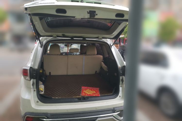 Used Toyota Highlander 2017 2.0T Four-Wheel Drive Luxury Edition 7 Seats Trunk