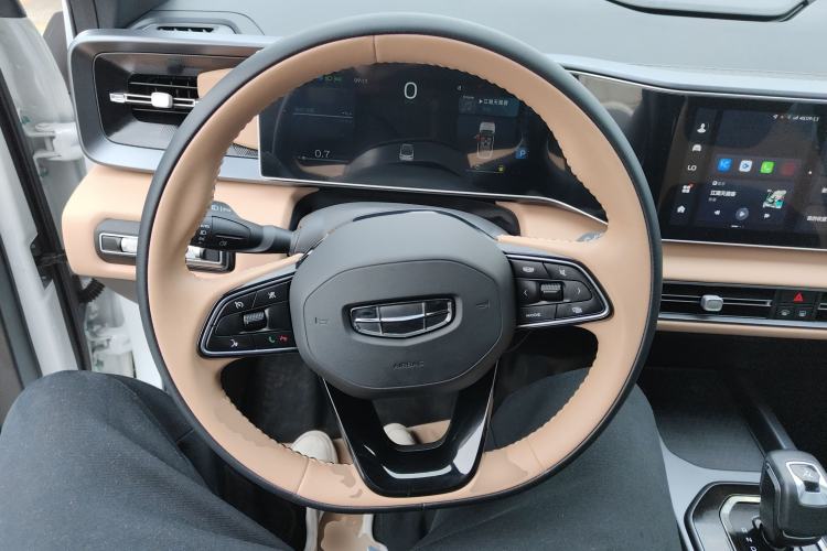 Used Geely Auto icon 2023 1.5TD Chocolate Smoothie Edition
