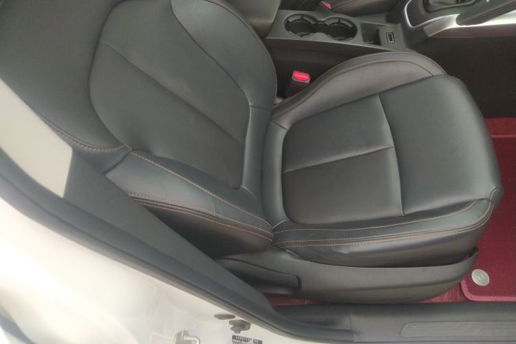 Used Renault Kadjar 2016 2.0L Two-Wheel Drive Comfort Edition Right Front Seat