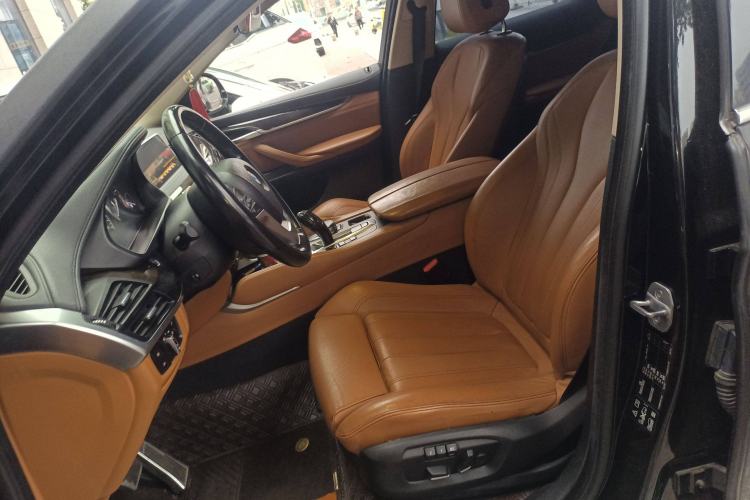 Used BMW X6 2017 xDrive28i Left Front Seat