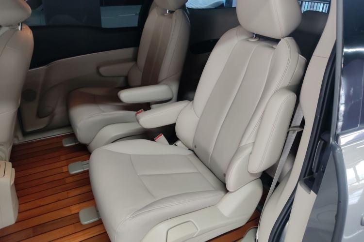 Used Buick GL8 2018 28T Luxury Model China VI Standard