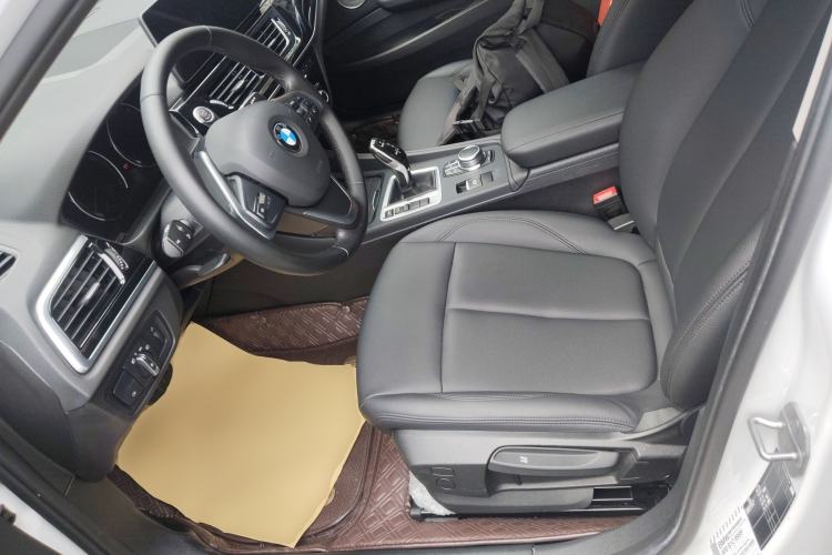 Used BMW 1 Series 2023 120i M Sport Edition Left Front Seat