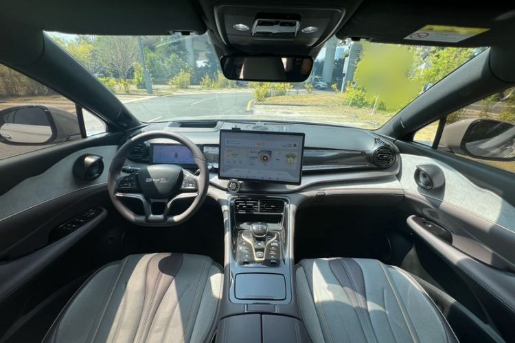 Used BYD Frigate 07 2023 DM-i 100KM Flagship Model
