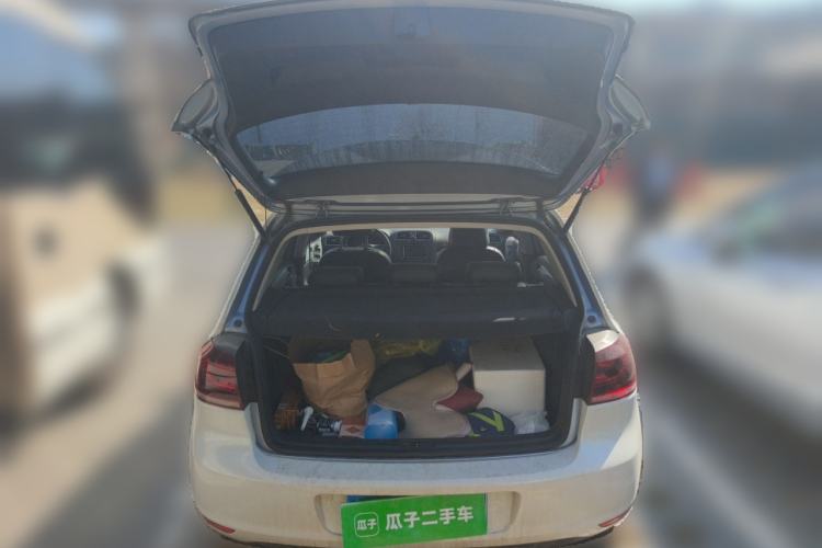 Used Volkswagen Golf 2010 1.4 TSI Automatic Luxury Model Trunk