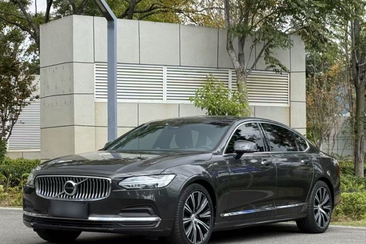 Used Volvo S90 2022 B5 Zhiyuan Luxury Edition