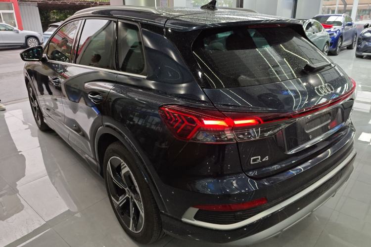 Used Audi Q4 e-tron 2024 40 e-tron Boundary Edition in Midnight Blue Rear Left 45 Deg