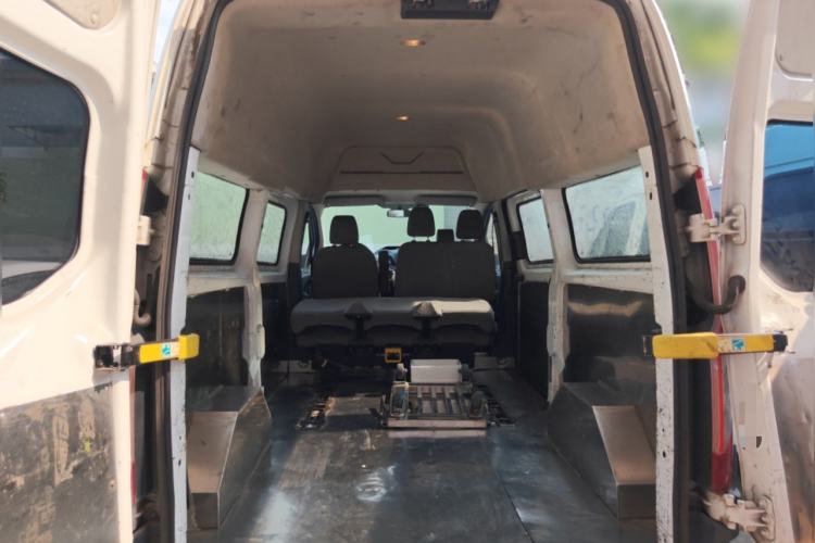 Used Ford Transit 2017 2.0T Diesel Multi-Function Commercial Vehicle Mid-Drive Mid-Roof China V Standard Trunk