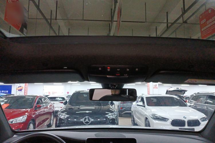 Used Mercedes-Benz GLC 2020 GLC 260 L 4MATIC Dynamic Model
