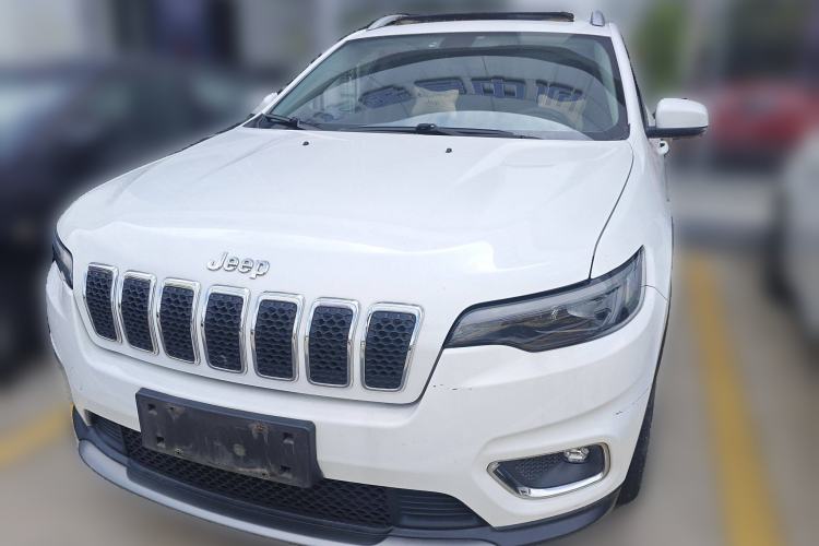 Used Jeep Cherokee 2020 2.0T Two-Wheel Drive Leading Edition Front