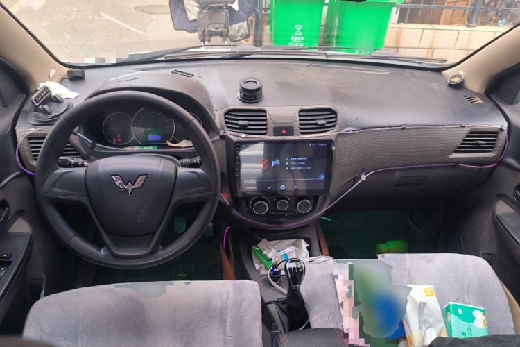 Used Wuling Hongguang 2014 1.5L S Standard Version