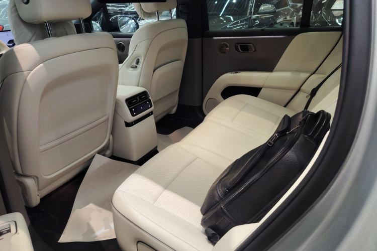 Used Li Auto i6 2025 Model Four-Wheel-Drive Standard Type Left Rear Seat