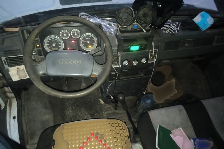 Used Iveco Daily 2014 2.5T-A35 NJ6484ACM47Z4