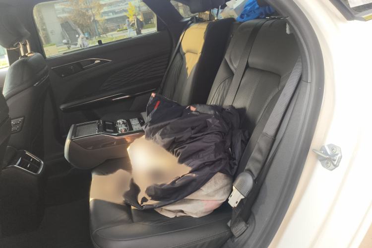 Used Ford Taurus 2019 EcoBoost 245 Vignale Deluxe Edition
