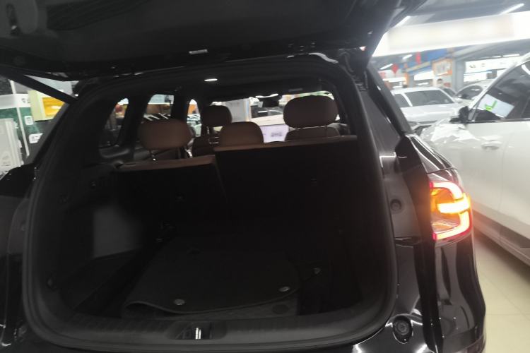 Used CHANGAN NEVO Q07 2025 215 Flagship PLUS Trunk