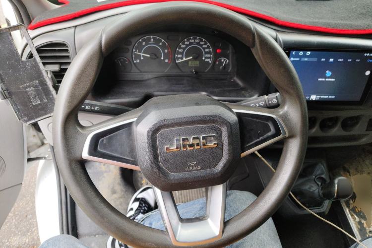 Used JMC Transit 2019 2.8T Commercial Version Short Wheelbase Mid-Roof 6-Seater China VI JX493