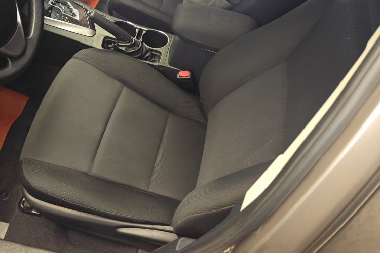 Used Toyota Corolla 2017 1.2T CVT GL
